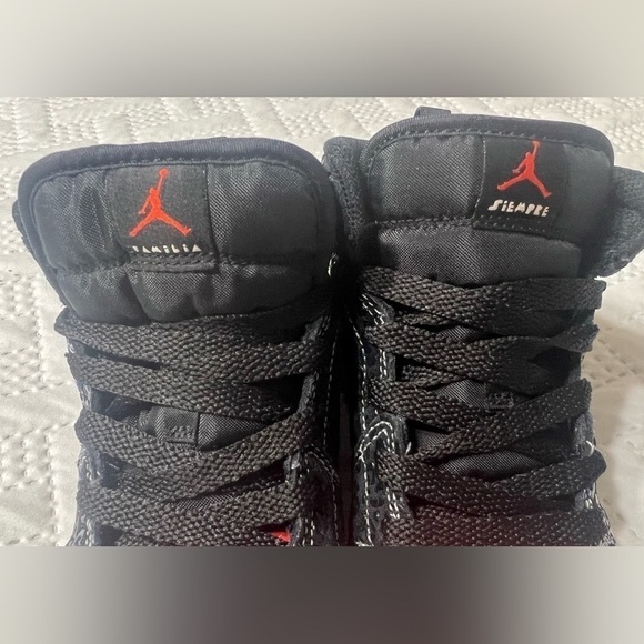 Nike Air Jordan 1 MID GS Siempre Familia Child Size 2Y Big Boy Running Shoes - Picture 6 of 15